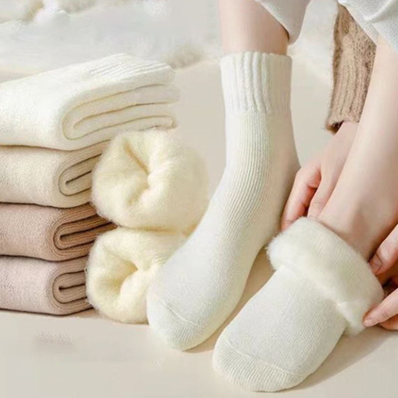 Vớ cho trẻ em, ấm áp vào mùa thu và mùa đông, với lông cừu dày và các vòng tròn sang trọng. Vớ ống giữa, vớ sàn, không rụng tóc. Vớ khăn
