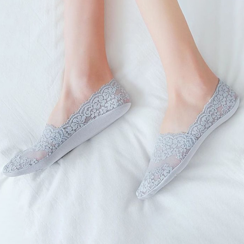 Vớ thuyền ren cho phụ nữ vào mùa xuân và mùa hè, mỏng, cắt thấp, vớ vô hình miệng, silicon chống trượt